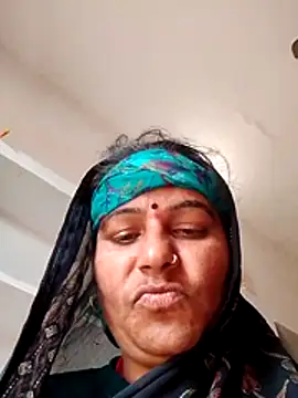 Snapshot of Suhani_hot12 chatting on February 3, 2026, 9:47 am Suhani hot12 online show from February 3, 2026, 9:47 am