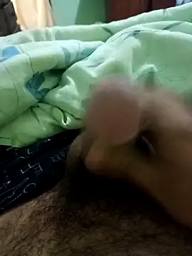 Snapshot of dywoo18 chatting on February 7, 2026, 6:50 am dywoo18 online show from February 7, 2026, 6:50 am