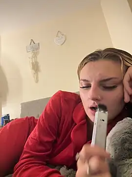 Summer21k online show from October 19, 2025, 8:09 pm