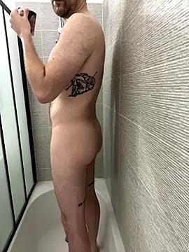 TomieSoichi online show from September 18, 2025, 5:09 am