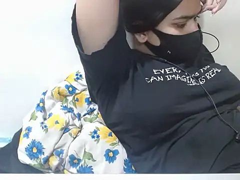 Snapshot of Nataliya_Singh chatting on March 18, 2026, 5:05 pm Nataliya Singh online show from March 18, 2026, 5:05 pm