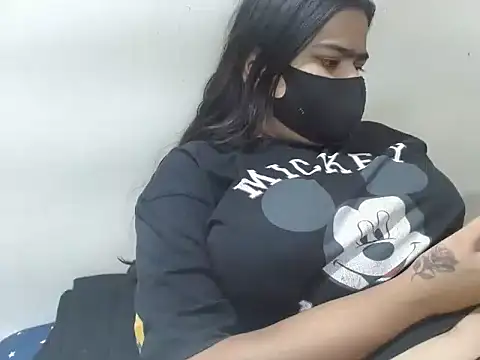 Snapshot of Nataliya_Singh chatting on April 8, 2026, 7:25 pm Nataliya Singh online show from April 8, 2026, 7:25 pm