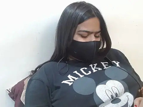 Snapshot of Nataliya_Singh chatting on April 11, 2026, 8:51 am Nataliya Singh online show from April 11, 2026, 8:51 am