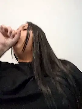 Alessandraa- online show from October 17, 2025, 3:14 pm