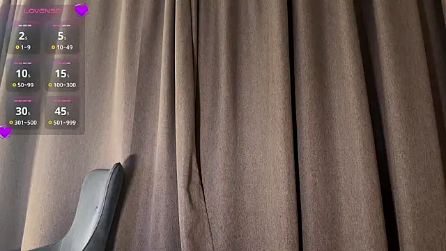 Snapshot of liuli_flower chatting on February 14, 2026, 5:04 am liuli flower online show from February 14, 2026, 5:04 am