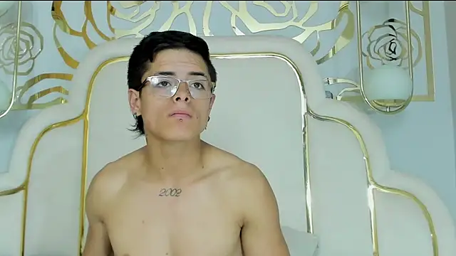 midnightlust vc online show from November 13, 2025, 2:49 pm