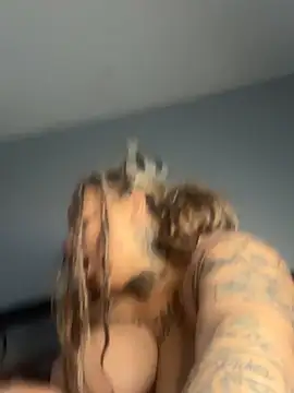 Snapshot of DiamondBlaz3 chatting on February 28, 2026, 6:20 pm DiamondBlaz3 online show from February 28, 2026, 6:20 pm