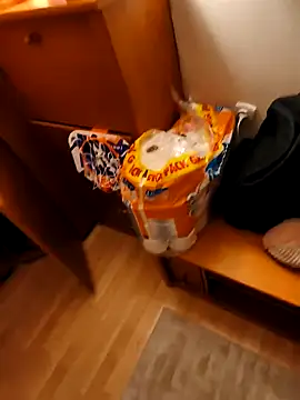 Snapshot of Mlody991112 chatting on November 3, 2025, 6:20 pm Mlody991112 online show from November 3, 2025, 6:20 pm