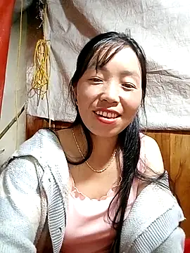 Snapshot of hera-00 chatting on September 9, 2025, 1:49 am hera-00 online show from September 9, 2025, 1:49 am