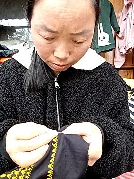 hera-00 online show from December 16, 2025, 1:54 am