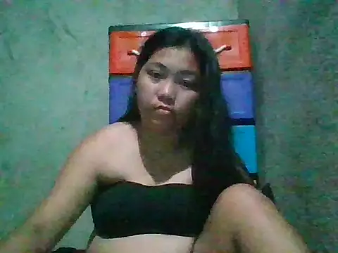 Snapshot of nikki_zapphire chatting on April 1, 2026, 1:12 pm nikki zapphire online show from April 1, 2026, 1:12 pm