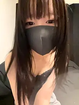 Snapshot of Arisa1_tyan chatting on October 31, 2025, 9:32 am Arisa1 tyan online show from October 31, 2025, 9:32 am