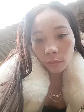 Snapshot of Phuong_xxx chatting on December 18, 2025, 9:37 am Phuong xxx online show from December 18, 2025, 9:37 am