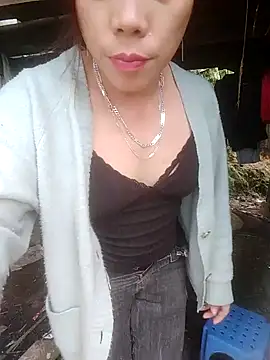 Snapshot of Phuong_xxx chatting on January 6, 2026, 7:12 am Phuong xxx online show from January 6, 2026, 7:12 am