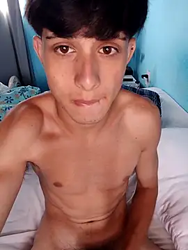 Snapshot of matiatr1112 chatting on February 6, 2026, 5:49 pm matiatr1112 online show from February 6, 2026, 5:49 pm