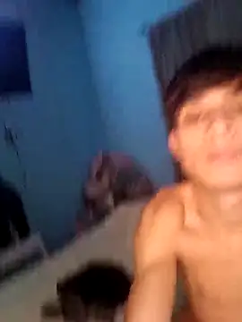 Snapshot of matiatr1112 chatting on March 1, 2026, 12:34 am matiatr1112 online show from March 1, 2026, 12:34 am