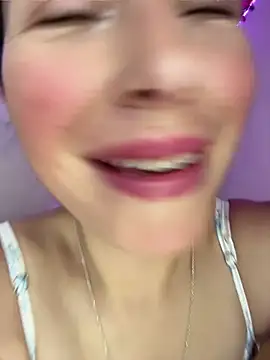 Mia salinass online show from May 23, 2026, 10:03 pm