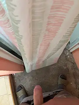 Snapshot of cfomega4592 chatting on October 9, 2025, 5:33 pm cfomega4592 online show from October 9, 2025, 5:33 pm