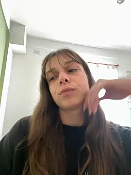 LittleJulietta online show from September 16, 2025, 6:31 pm