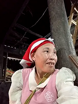 me-cute online show from October 21, 2025, 7:03 pm