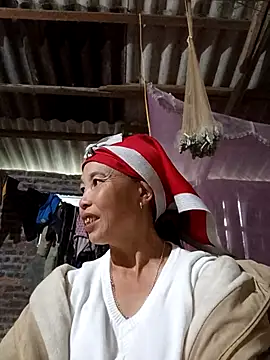 me-cute online show from October 24, 2025, 11:34 pm