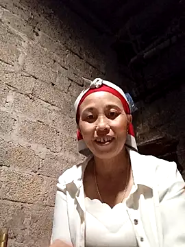 me-cute online show from October 26, 2025, 1:28 pm