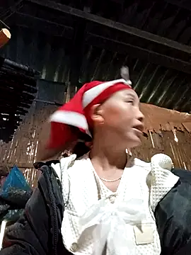 me-cute online show from October 29, 2025, 11:28 pm