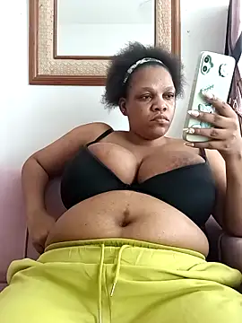 HappygalTheQueen online show from March 30, 2026, 11:00 am