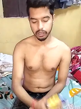 fcukboiiiii69 online show from January 14, 2026, 10:58 pm