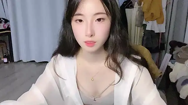 Snapshot of Freya7777 chatting on September 12, 2025, 3:45 pm Freya7777 online show from September 12, 2025, 3:45 pm