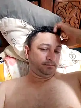 arnaldof50 online show from October 12, 2025, 7:35 pm