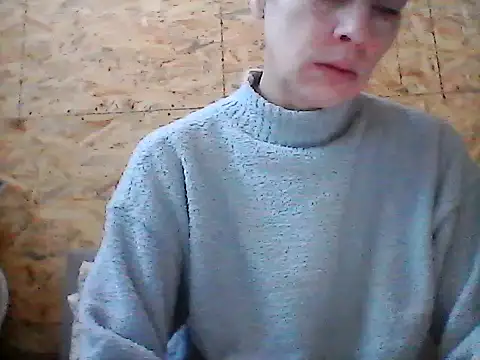 Snapshot of Milana38 chatting on February 9, 2026, 9:57 am Milana38 online show from February 9, 2026, 9:57 am