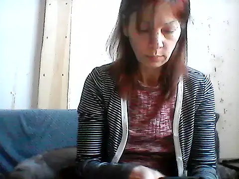 Snapshot of Milana38 chatting on April 6, 2026, 9:21 am Milana38 online show from April 6, 2026, 9:21 am