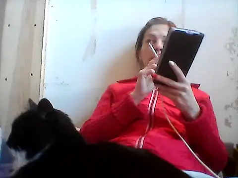 Snapshot of Milana38 chatting on April 10, 2026, 6:29 am Milana38 online show from April 10, 2026, 6:29 am