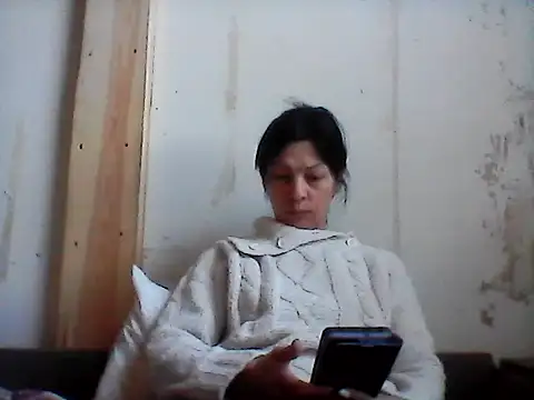 Snapshot of Milana38 chatting on April 15, 2026, 7:59 am Milana38 online show from April 15, 2026, 7:59 am