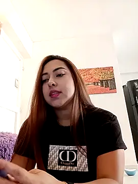 Tamara valentine online show from September 17, 2025, 7:04 pm