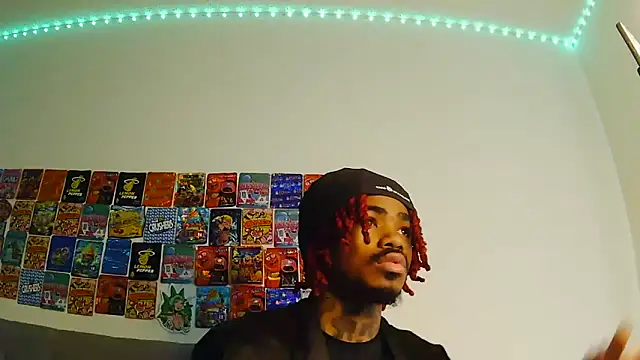 Snapshot of risktakinndolo chatting on September 14, 2025, 2:16 pm risktakinndolo online show from September 14, 2025, 2:16 pm