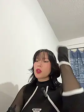 Snapshot of aliciia_23 chatting on November 11, 2025, 12:32 am aliciia 23 online show from November 11, 2025, 12:32 am