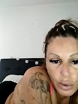 canariamorbosa online show from October 16, 2025, 1:12 pm