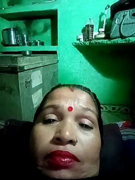 Manavi x online show from October 29, 2025, 3:58 pm