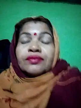 Manavi x online show from November 16, 2025, 9:42 pm