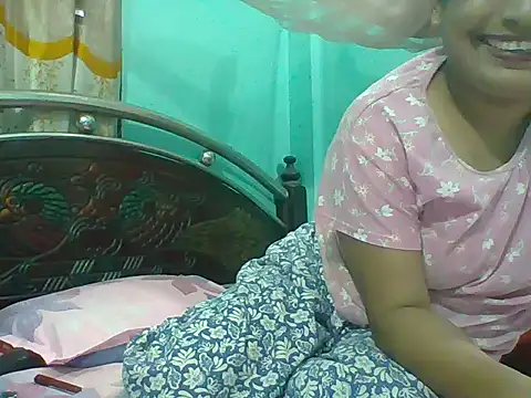 angel marea online show from February 5, 2026, 5:06 pm