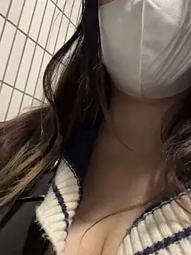 Lovelyanan online show from March 25, 2026, 2:12 pm