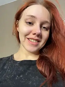 PollyVinice online show from March 8, 2026, 10:41 am