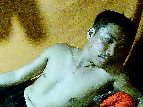 Snapshot of Hottie_pinoy21 chatting on September 13, 2025, 3:28 am Hottie pinoy21 online show from September 13, 2025, 3:28 am