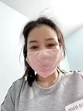 simsim-00 online show from February 3, 2026, 8:03 pm