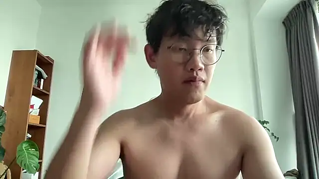 Passionatetwink2 online show from October 24, 2025, 9:49 am