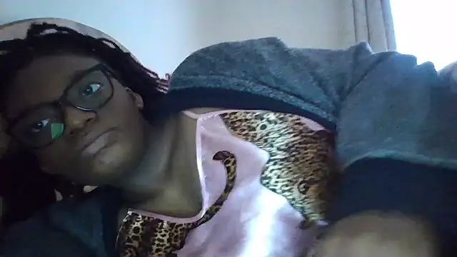 SexyGemBeautyX online show from December 21, 2025, 2:57 pm