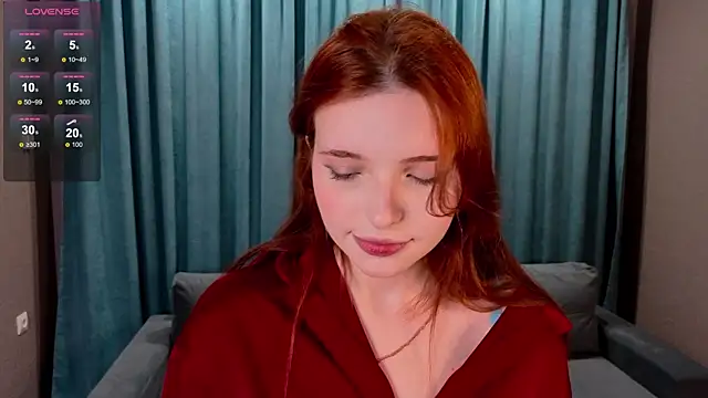 Snapshot of AnnieKim_ chatting on December 17, 2025, 2:12 pm AnnieKim online show from December 17, 2025, 2:12 pm