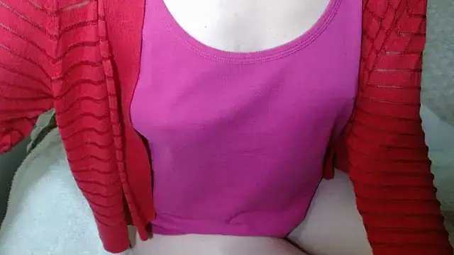 Snapshot of LorraineOSun chatting on February 9, 2026, 6:34 pm LorraineOSun online show from February 9, 2026, 6:34 pm